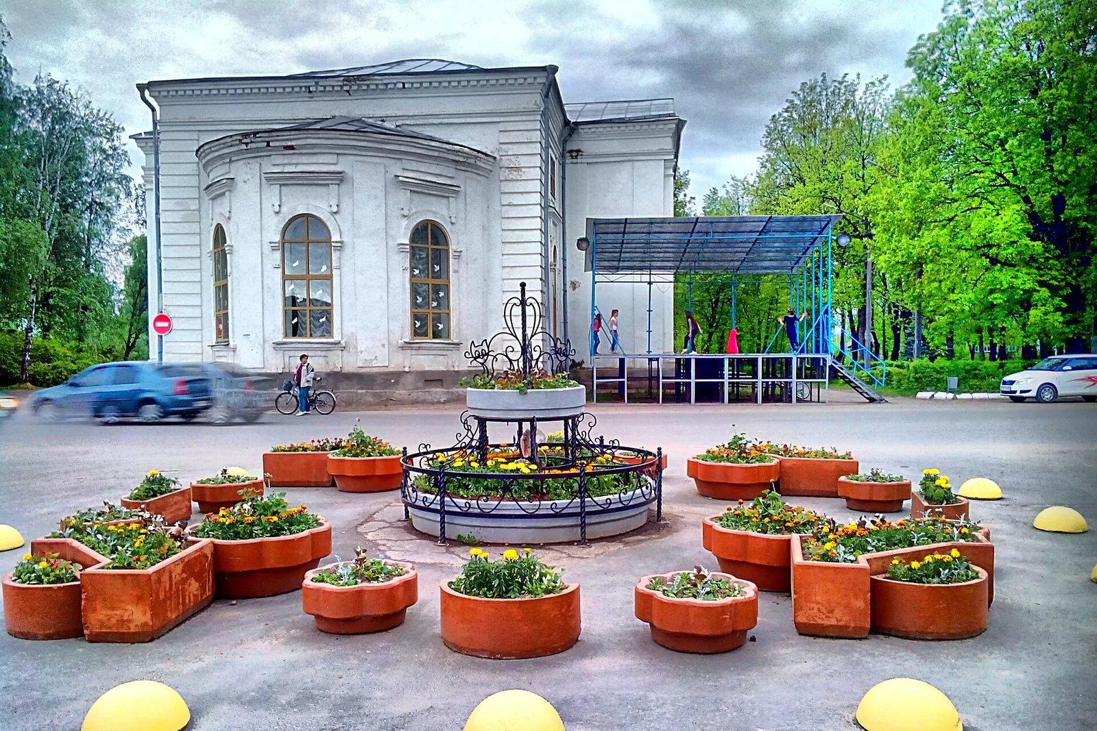 Улица в посёлке Крестцы