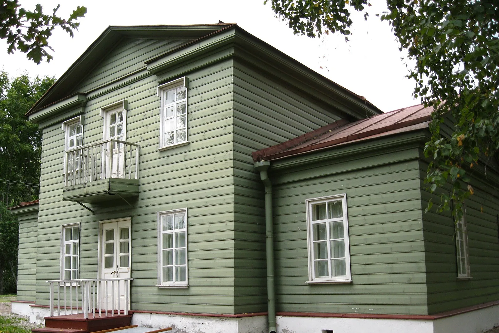 Усадебный комплекс музея Некрасова в Чудове